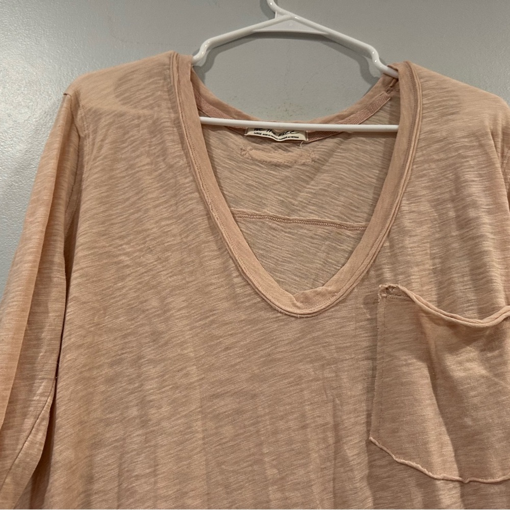 Free People Betty Tee Shirt Light Pink Long Sleeve Large L - Picture 2 of 10